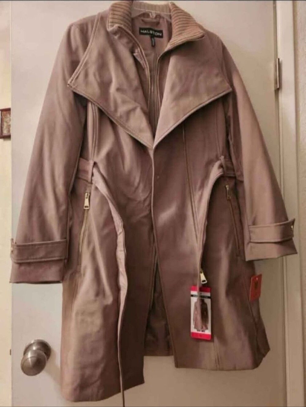 New womans size Medium brown belted Trench coat